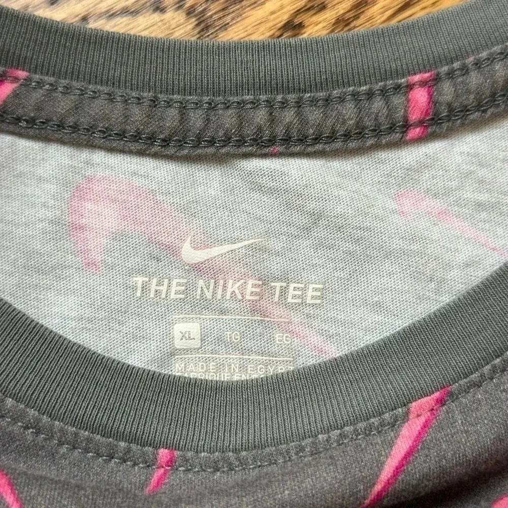 Nike crop tshirt